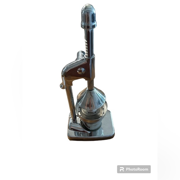 Manual Fruit Squeezer | Durable Stainless Steel - Picture 2 of 7